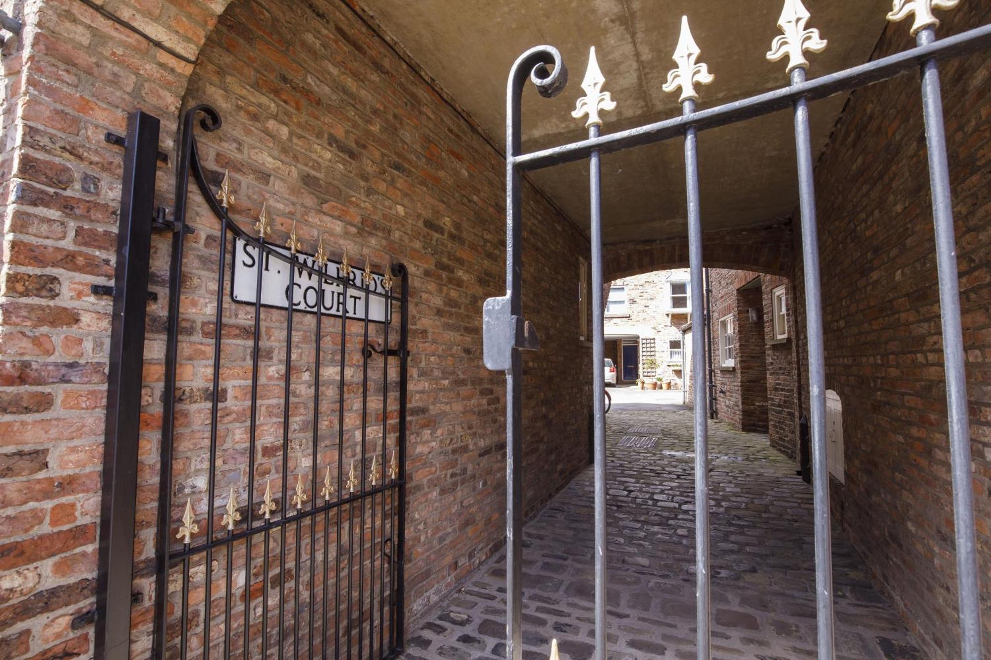St Wilfrid'S Court Villa York Ngoại thất bức ảnh
